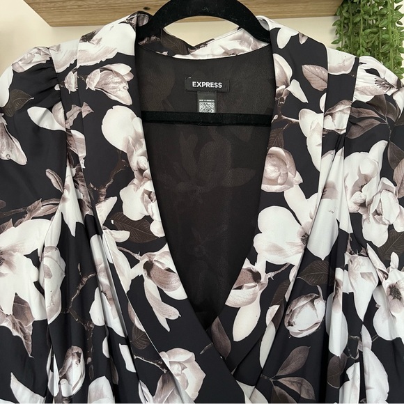 Express Floral Tie Waist Long Sleeve Dress - Picture 2 of 8